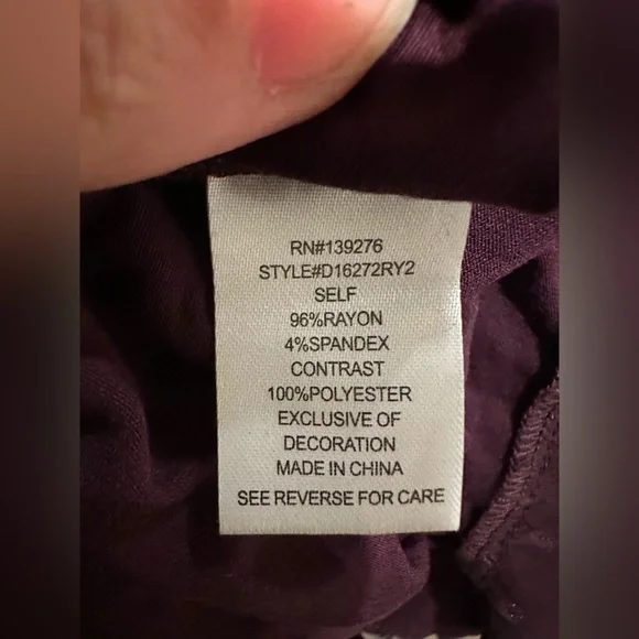Daniel Rainn Purple Women's Top- size Medium - Picture 6 of 6